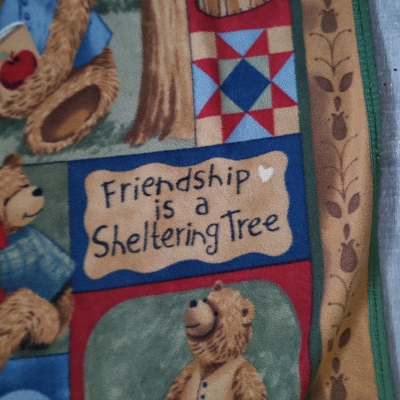 Teddy bear throw - Picture 4 of 5